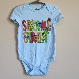 Sesame Street/Okie Dokie - Unisex Graphic Bodysuit /Onesie Size 18 Months